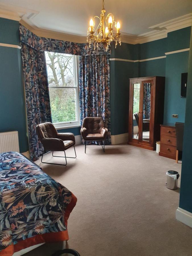 Bronte Guest House York Bagian luar foto