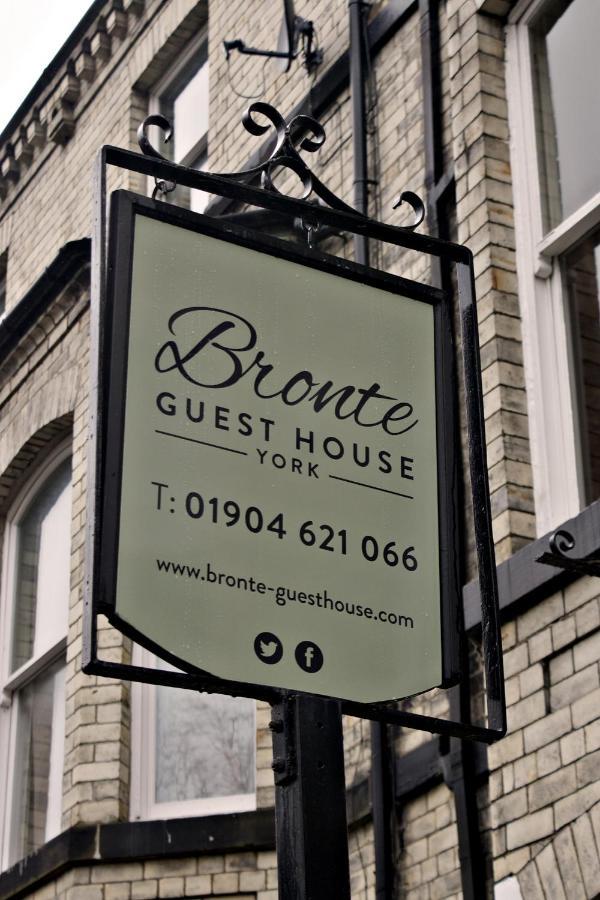 Bronte Guest House York Bagian luar foto