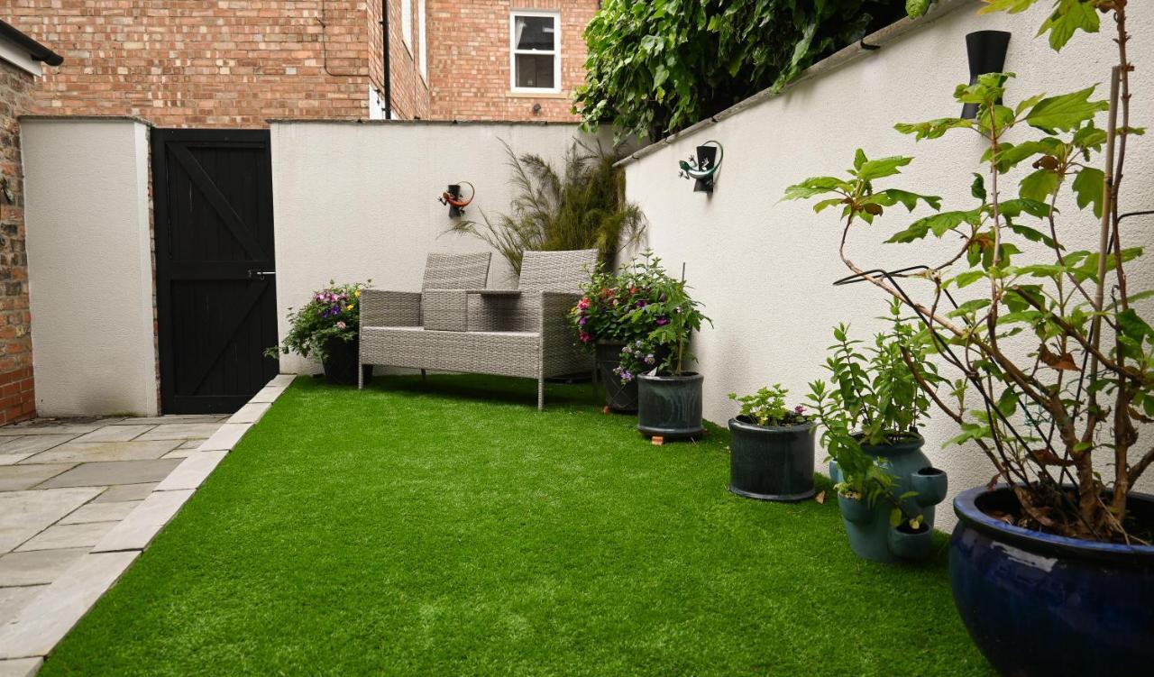 Bronte Guest House York Bagian luar foto
