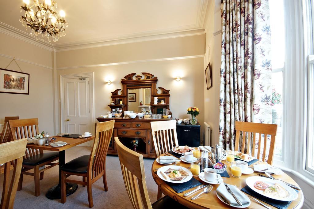 Bronte Guest House York Bagian luar foto